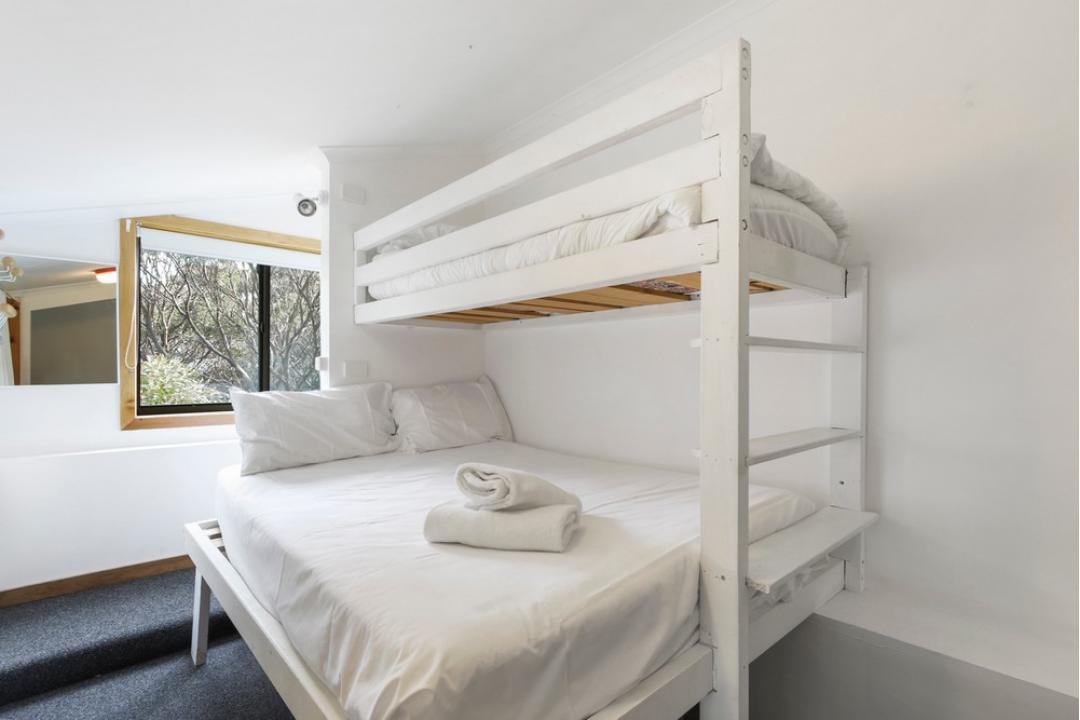 Mt Hotham Shamrock 8